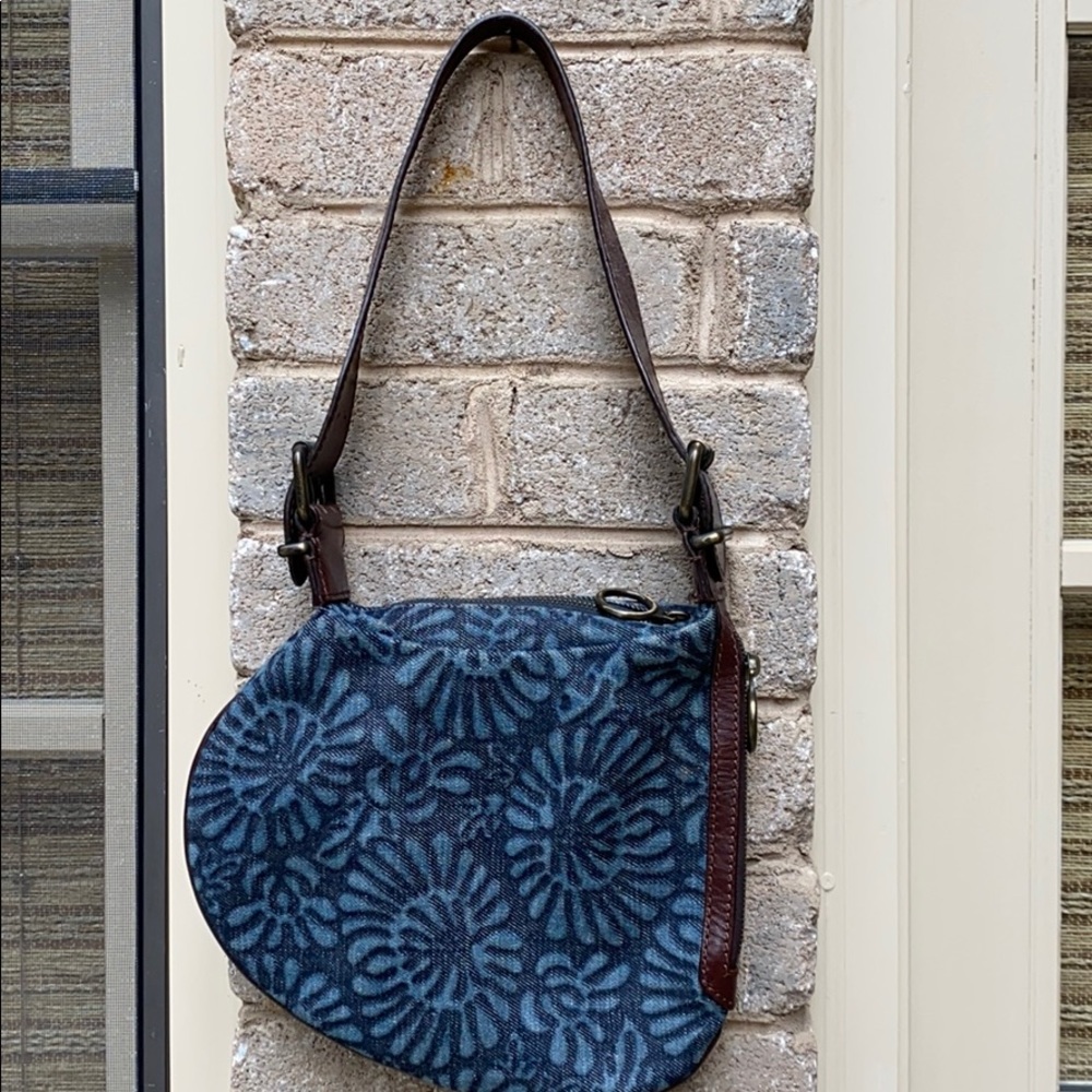 Rare Fendi denim oyster  shoulder bag